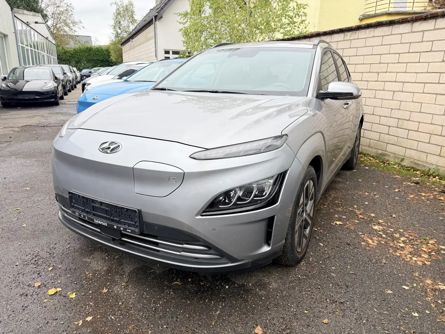 Hyundai KONA Trend*WMP*ST-Heiz*ACC*CarPlay*R.cam*LED*SHZ Argent - 1