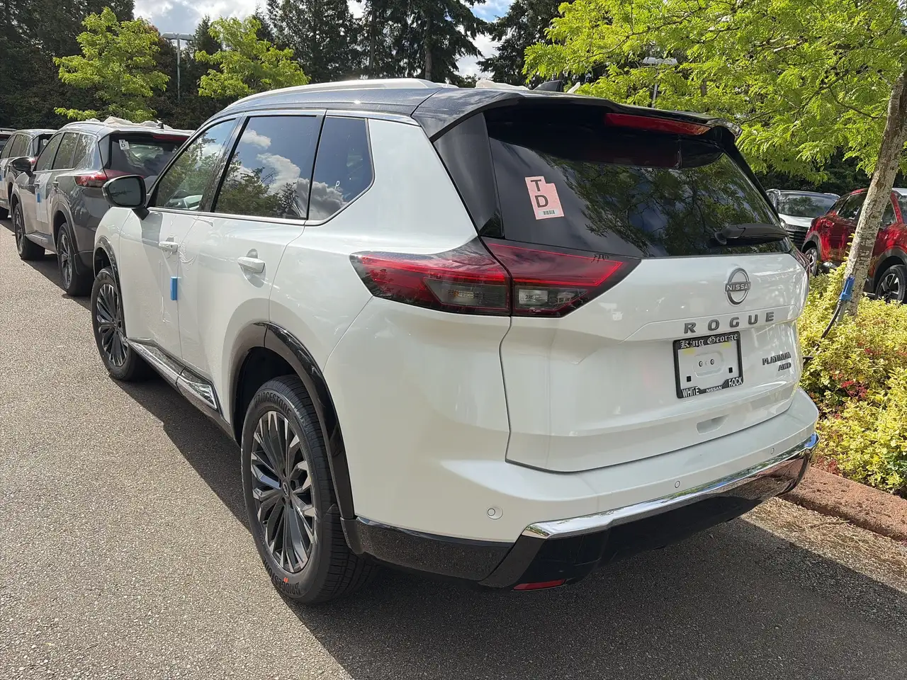 Nissan Rogue photo Nissan Rogue