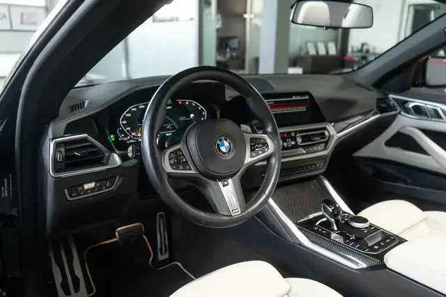 BMW 4 Series view 11
