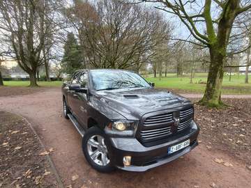 SPORT. HEMI 5.7 LITER