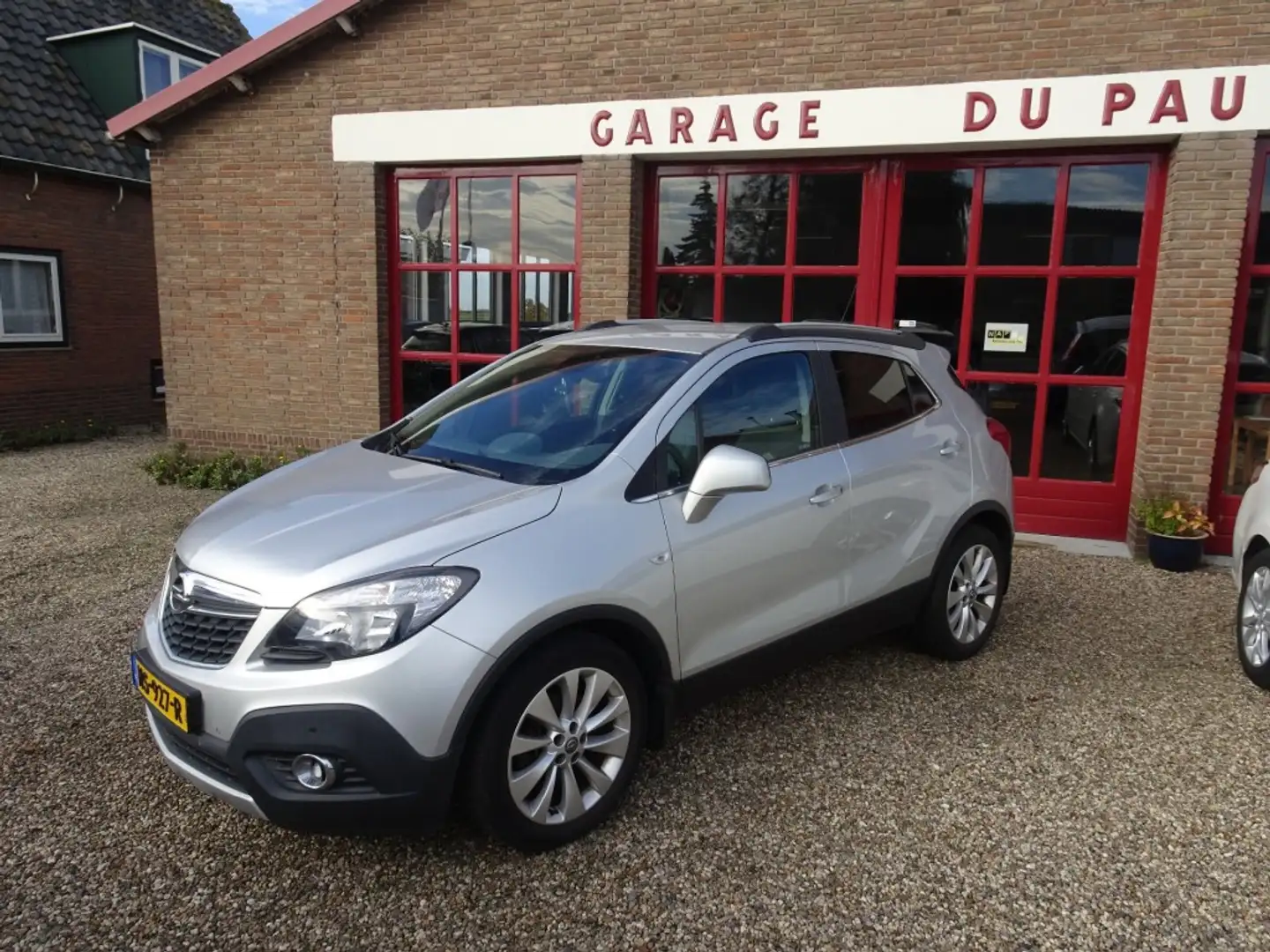 Opel Mokka 1.4 T INNOVATION Grijs - 1