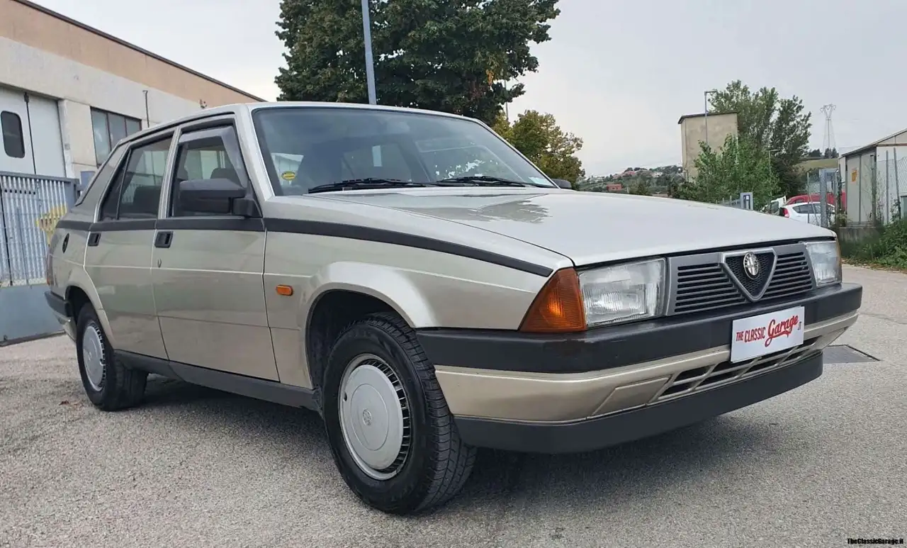 Alfa Romeo 75 1.6 carburatori, foto 3