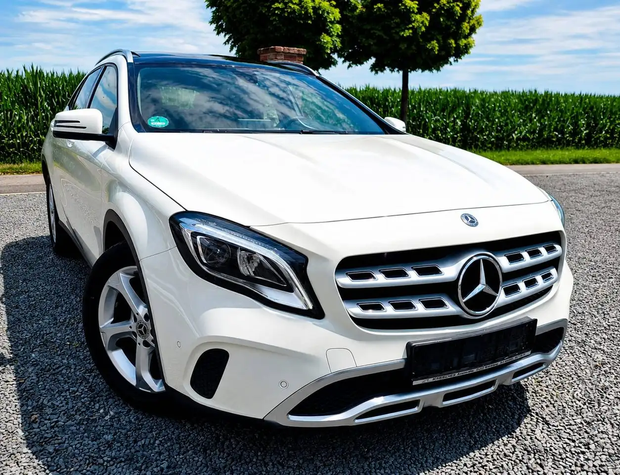 Mercedes-Benz GLA 180