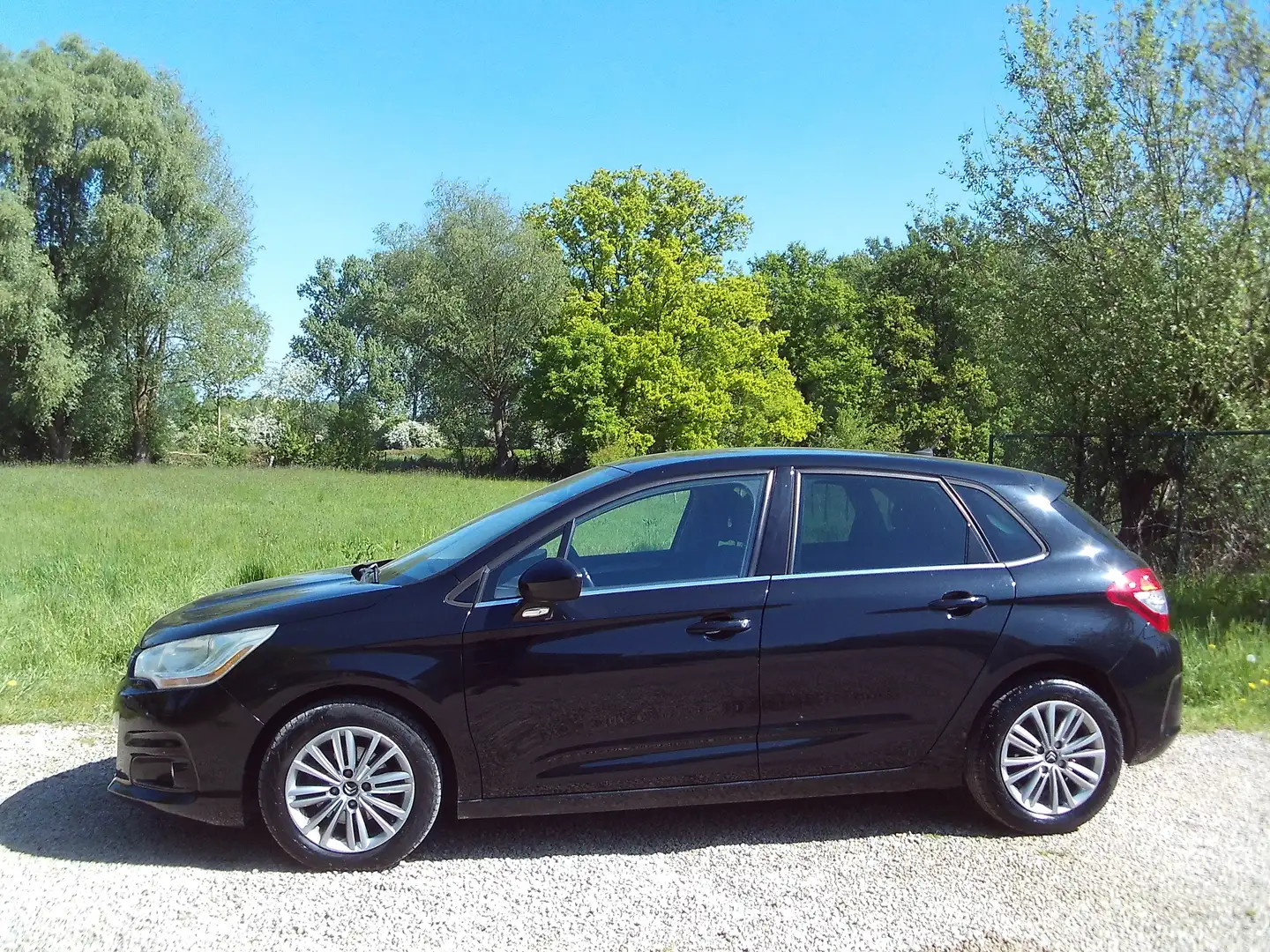 Citroen C4 Benzine 50dkm 120PK Exclusive Mooie staat 1.6cc Zwart - 1