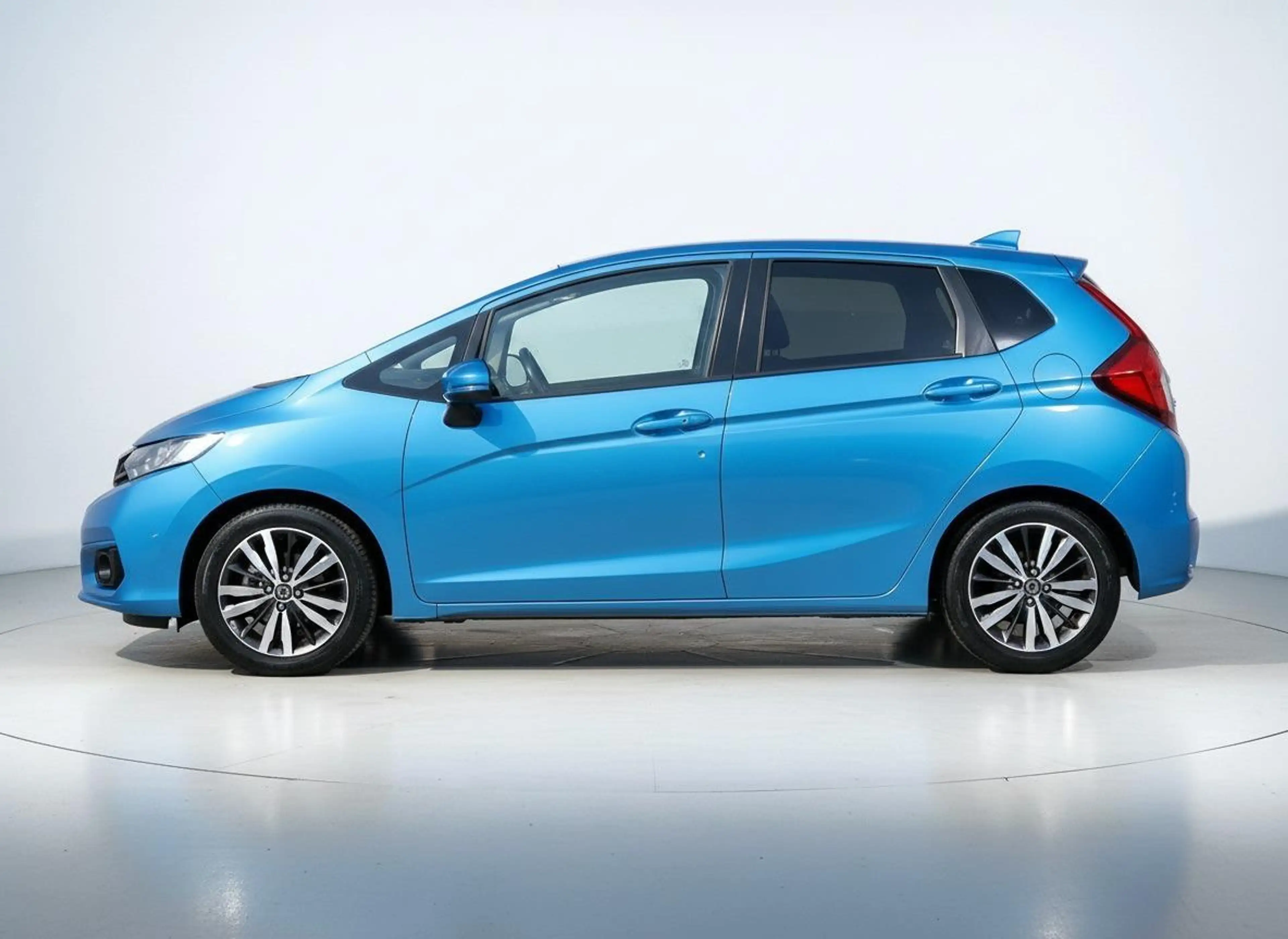 Honda Jazz 1.3 i-VTEC Elegance CAMERA CRUISE KEYLESS — photo 2