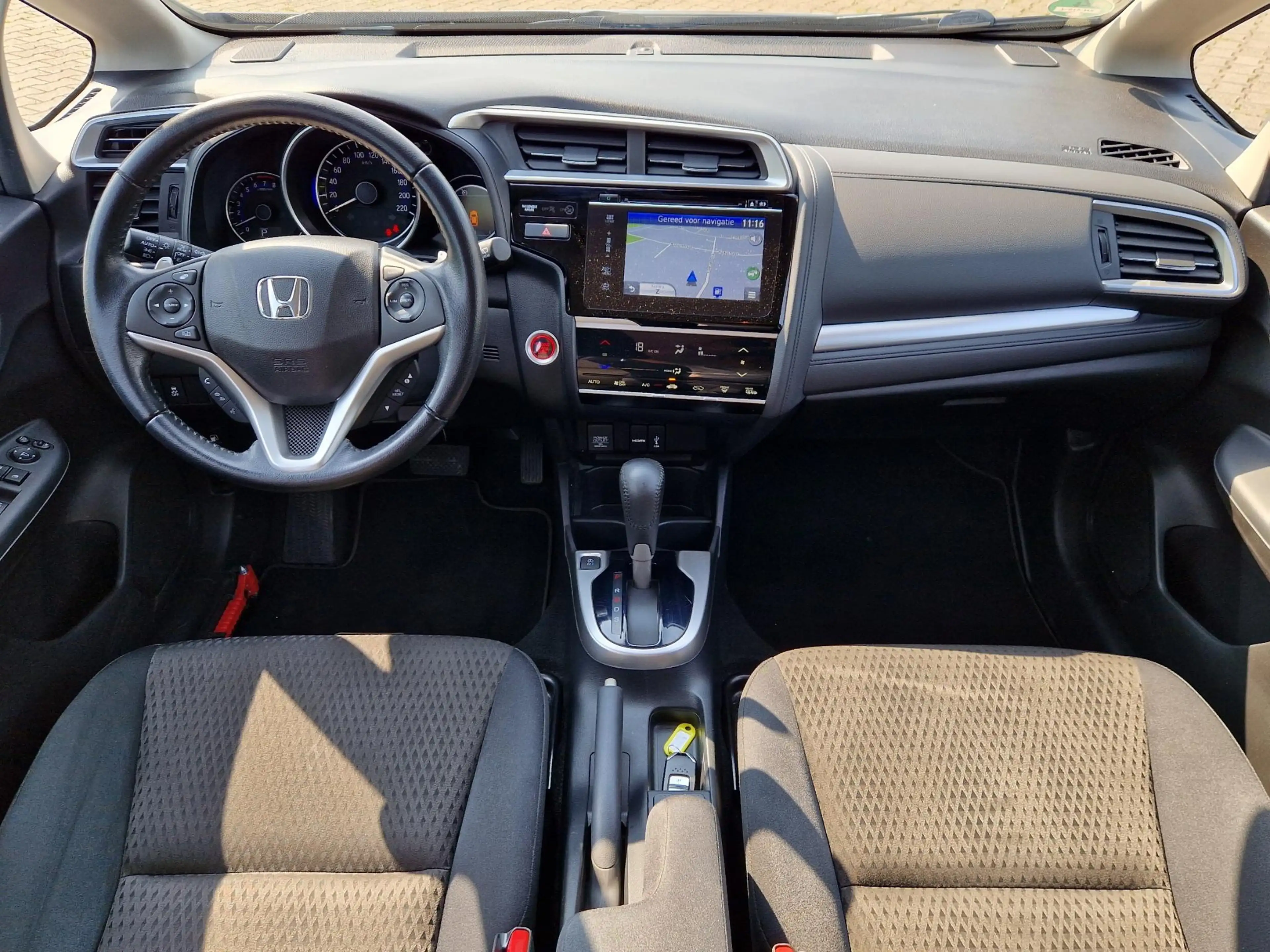 Honda Jazz 1.3 i-VTEC Elegance CAMERA CRUISE KEYLESS — photo 7