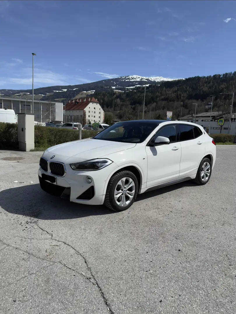 BMW X2 sDrive 18d Weiß - 2
