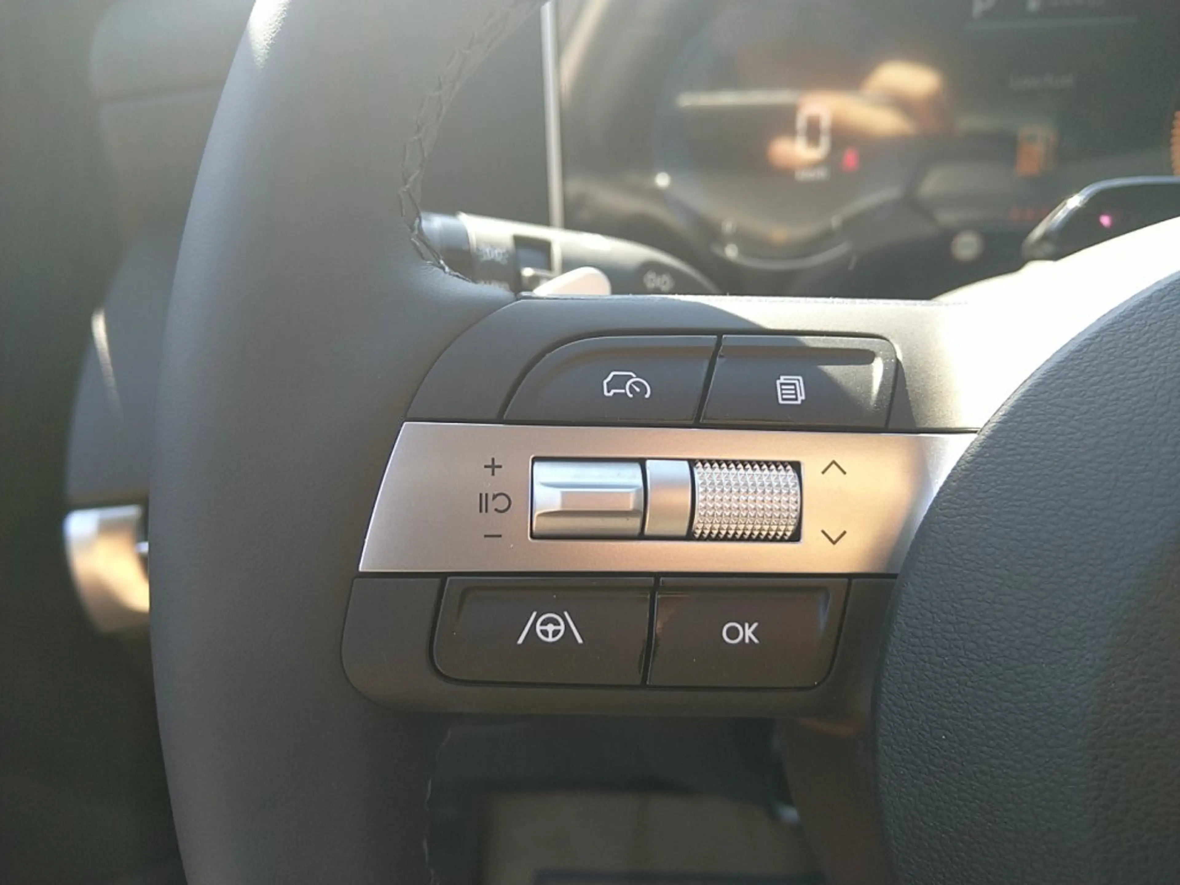 Hyundai TUCSON NX4 Smart Line 1,6 T-GDi 2WD DCT Winterp. Klimaaut. — photo 15