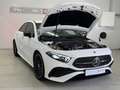 Mercedes-Benz A 200 d AMG*AHK*DIS*19 Zoll* Multibeam*Night Weiß - thumbnail 9