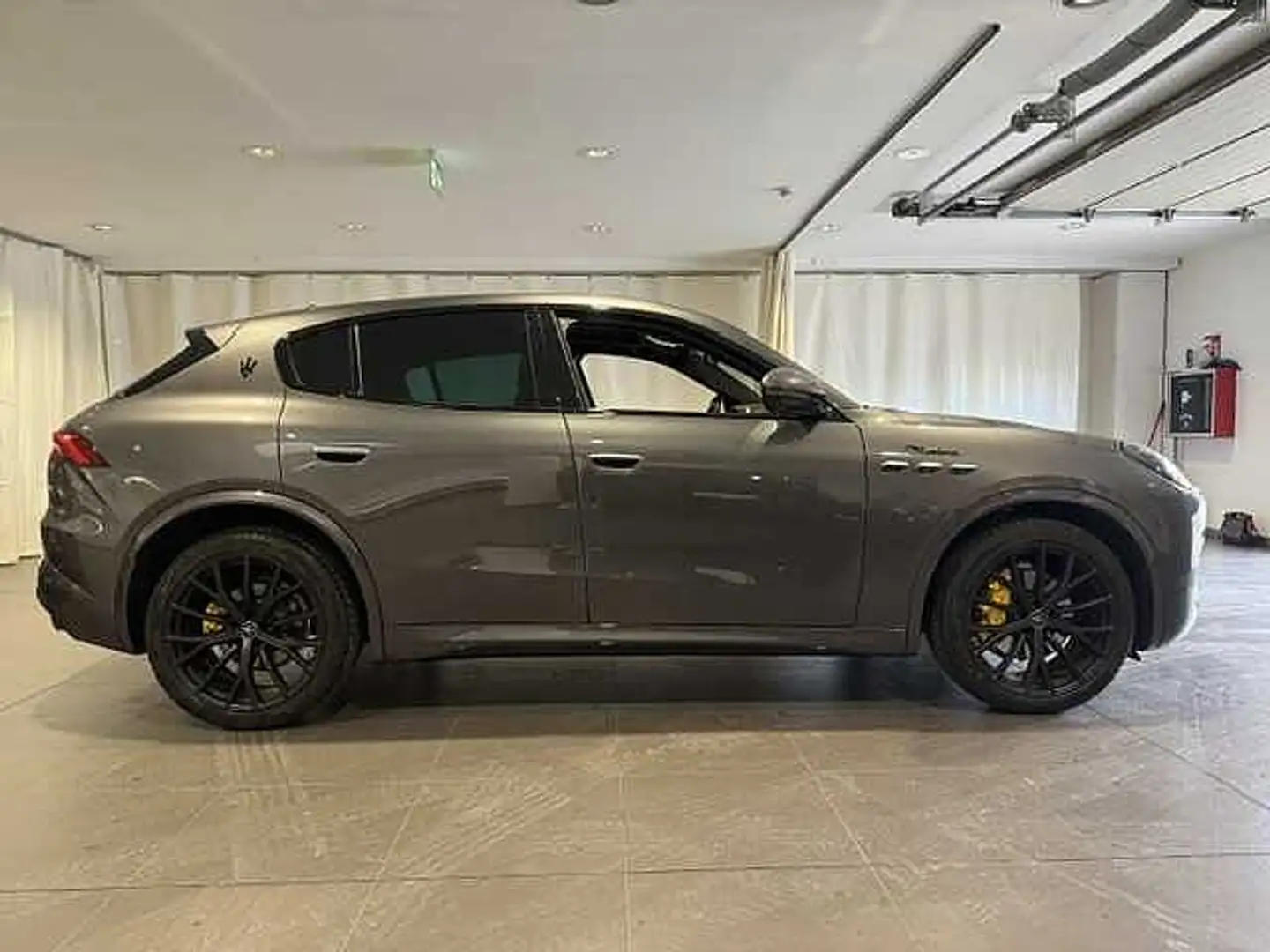 Maserati Grecale MHEV 330 CV AWD Modena Grigio - 2