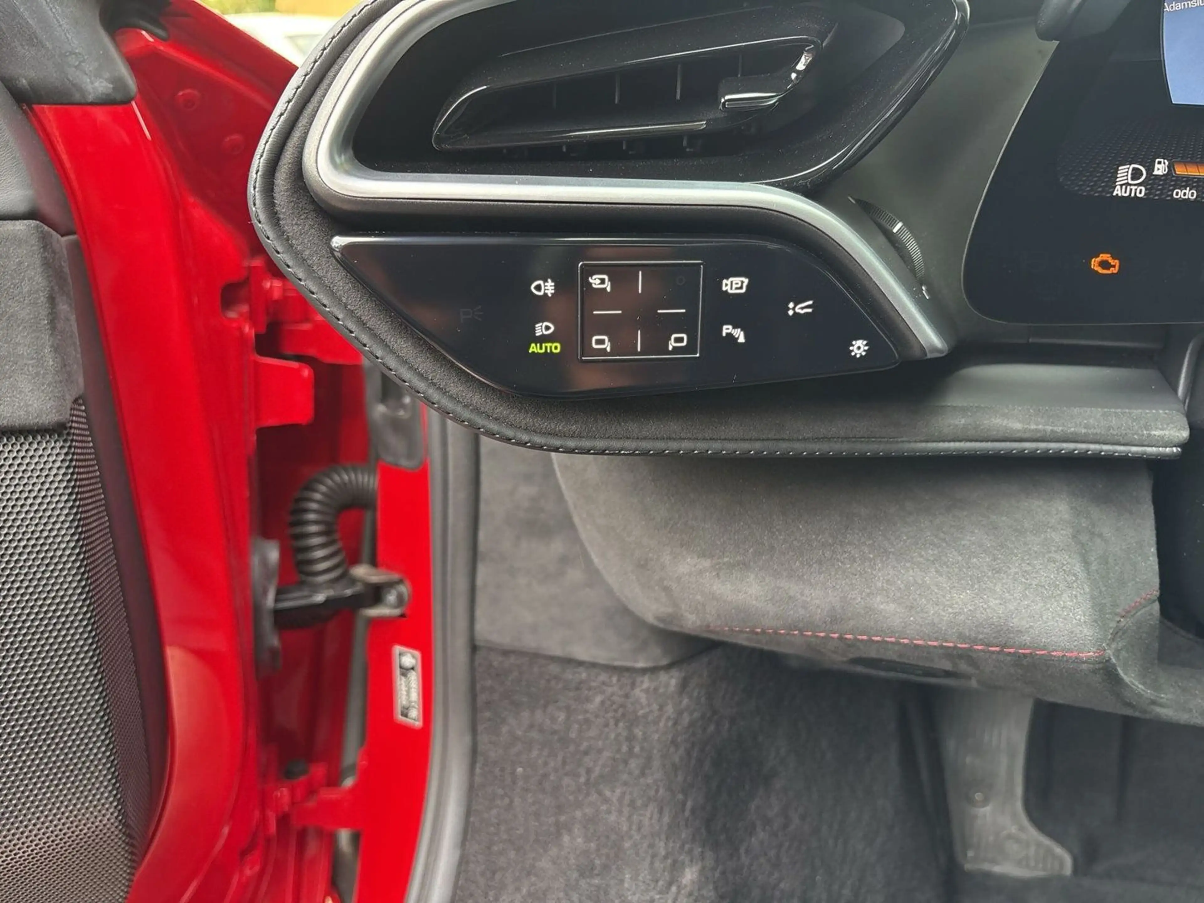 Ferrari 296 LED LIFT DIAMOND RIMS — photo 12