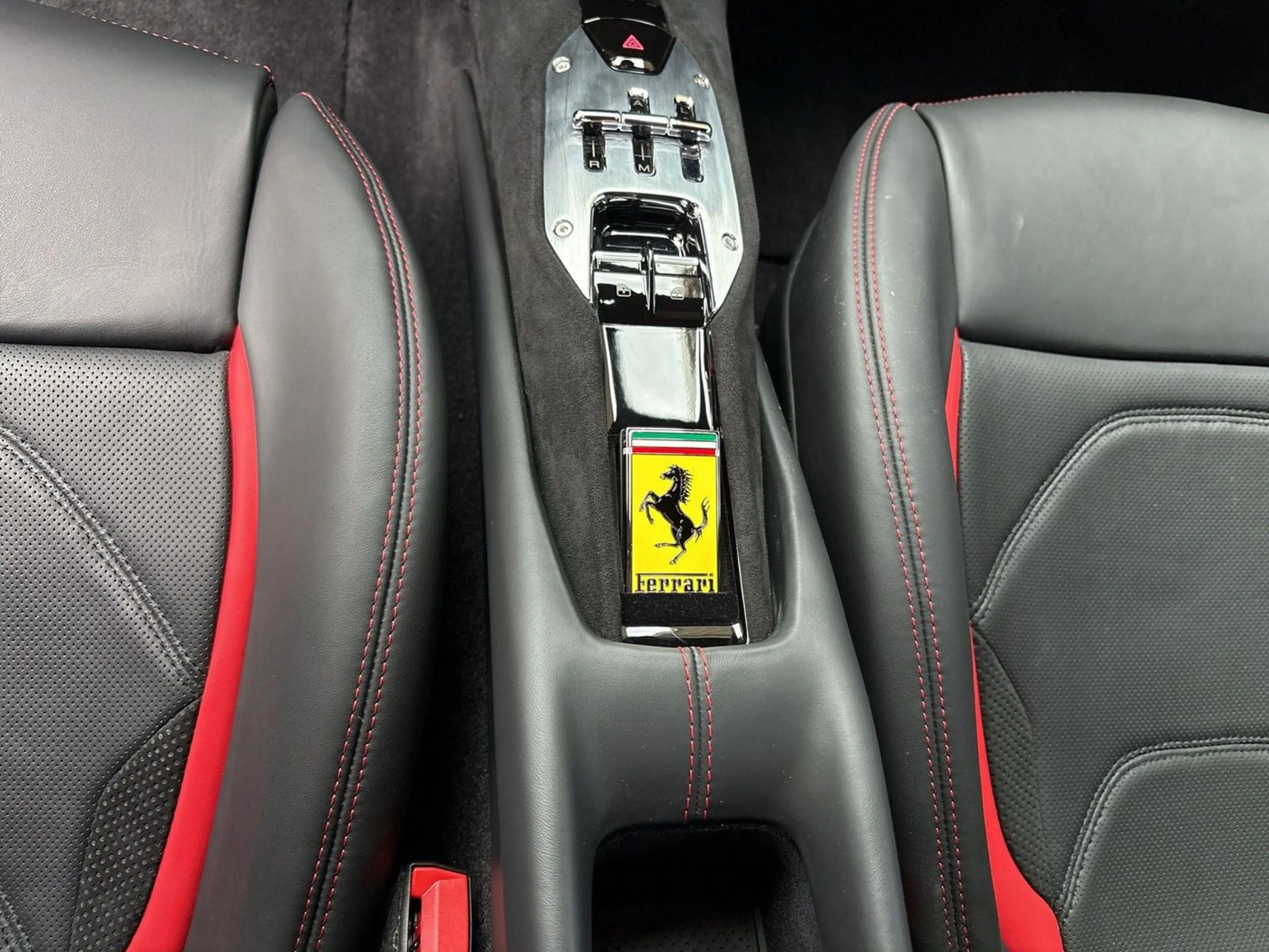 Ferrari 296 LED LIFT DIAMOND RIMS — photo 8