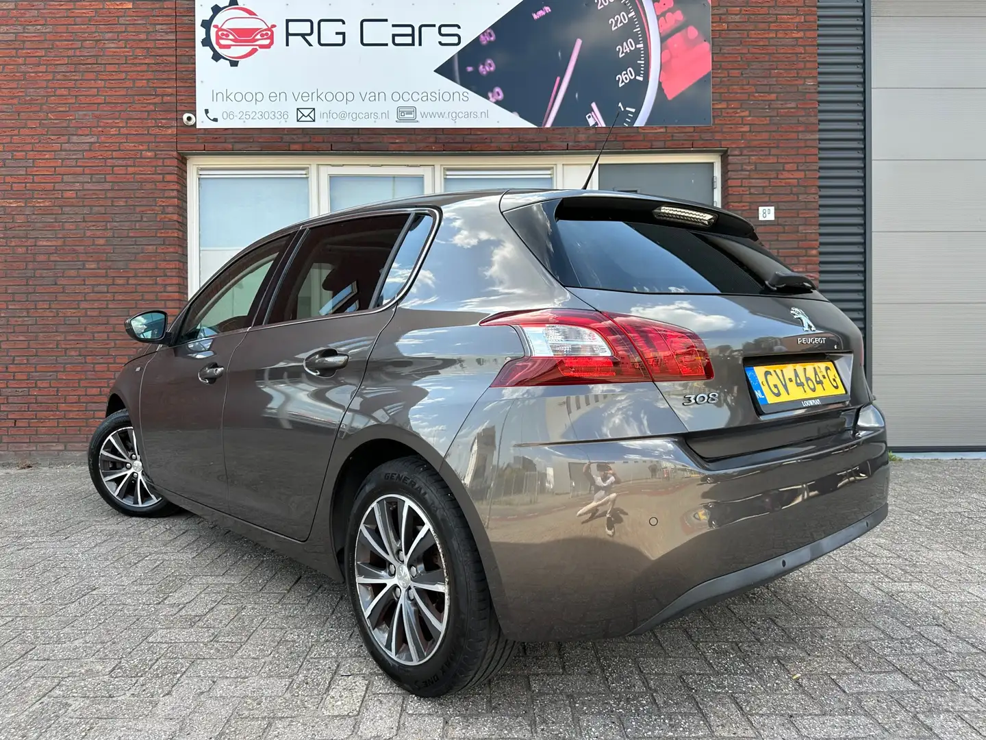 Peugeot 308 1.2 PureTech Style / Navi / Pano / PDC / LED / NAP Gris - 2