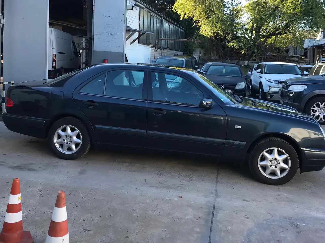 Mercedes-Benz E 200 E-Klasse Classic, foto 6
