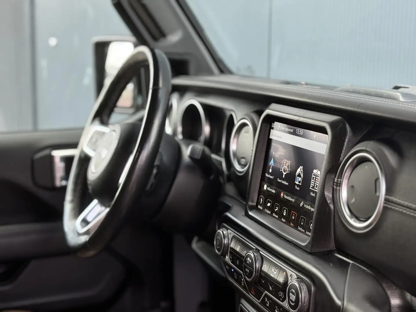Jeep Wrangler Unlimited 4xe 380 Sahara Dealer onderhouden I Appl Grijs - 2