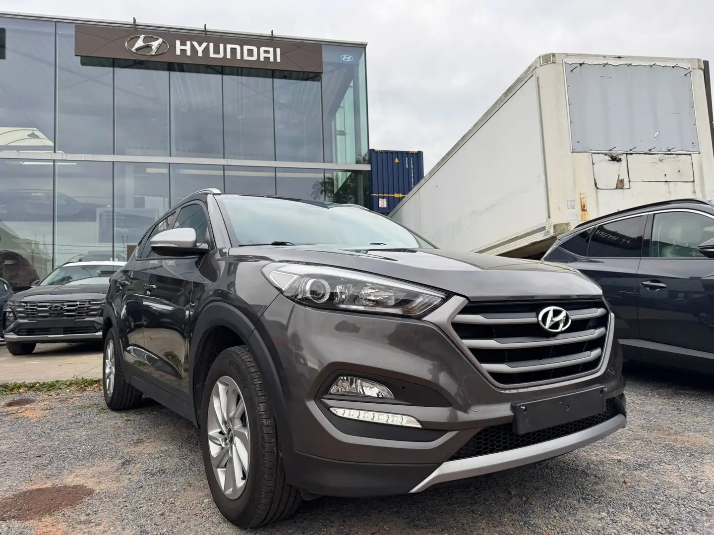 Hyundai TUCSON Tucson blue 1.6 GDi 2WD feel Gris - 1