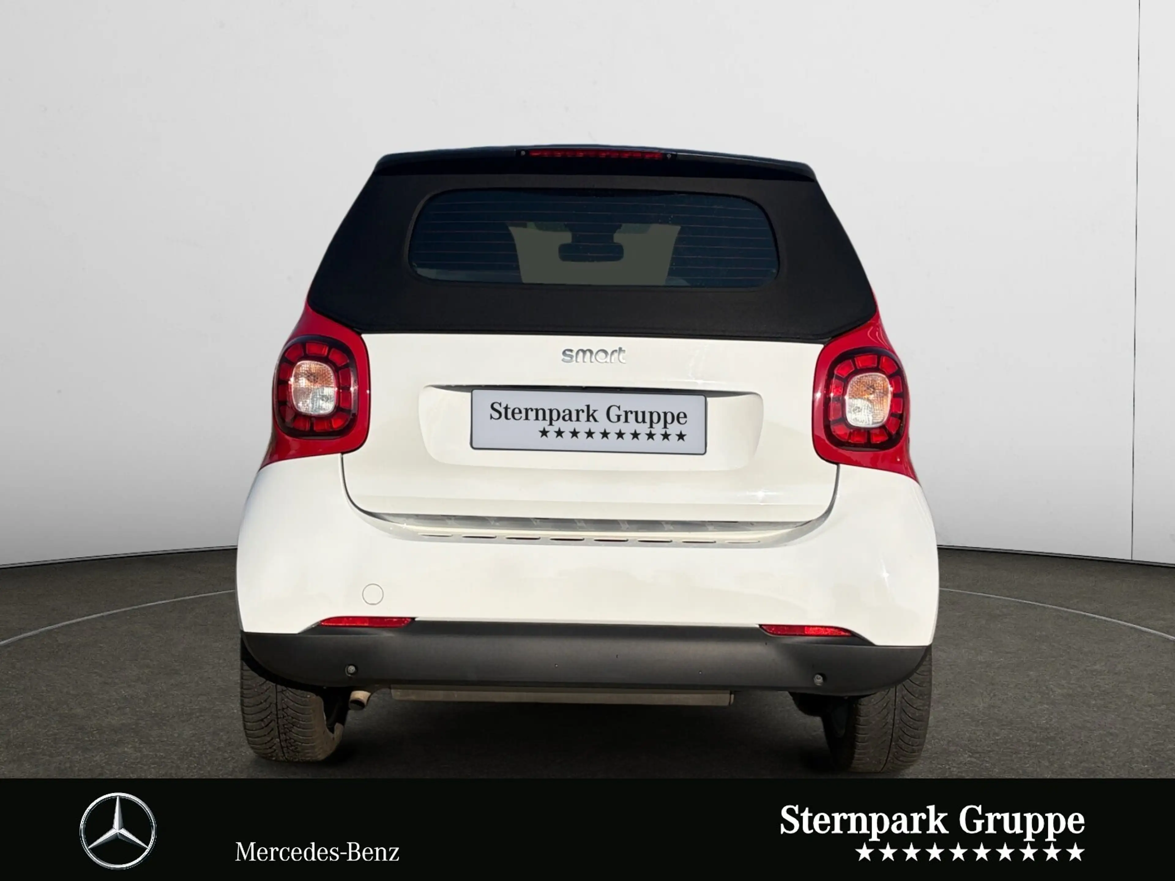 smart forTwo cabrio passion SHZ*TEMPOMAT*BLUETOOTH*uvm Autom./Klima/Sitzhzg./BC/Tempomat/L-R Sensor/eFH./USB-Anschluss — photo 4
