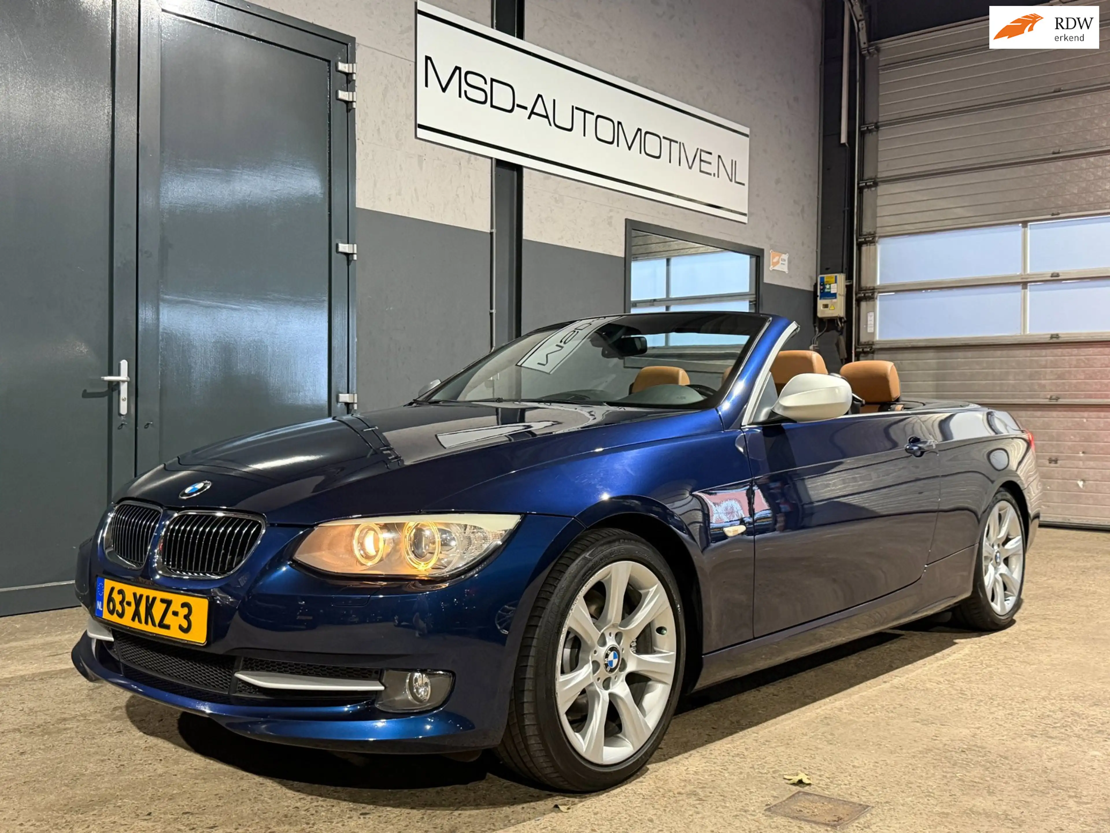 BMW 325 3-serie Cabrio 325i Exclusive Handgeschakeld| Edit