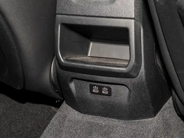 BMW 1 Series view 17