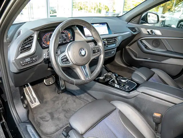 BMW I view 3