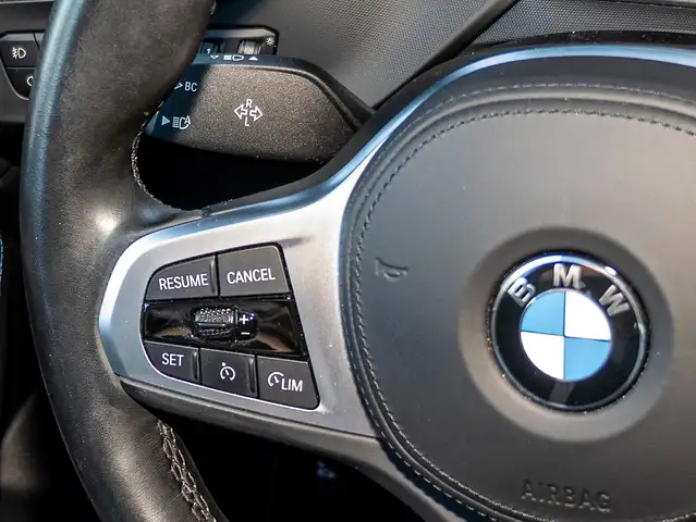 BMW I view 13