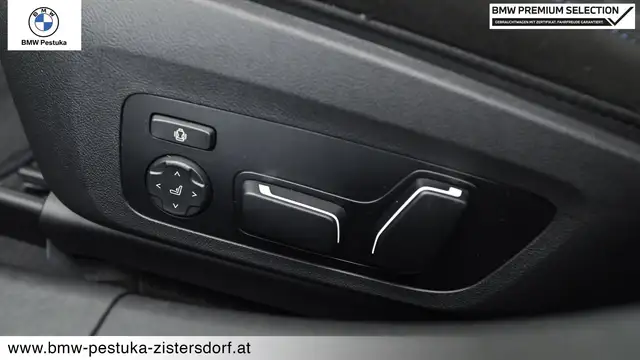 BMW 330 e xDrive Ansicht 11