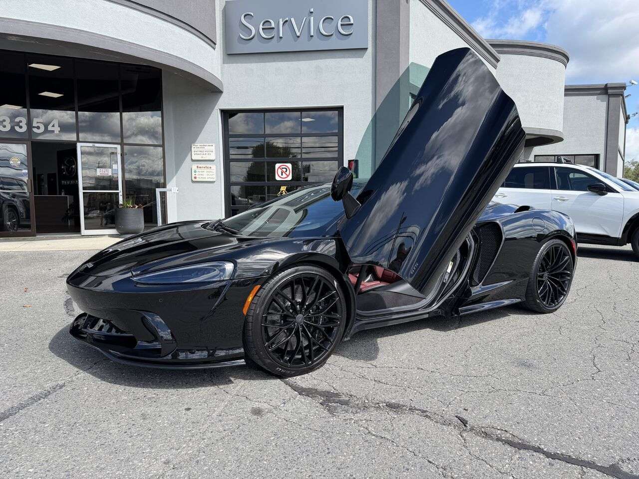 2025 McLaren GTS Coupe
