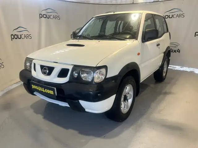Nissan Terrano 2.7TDI Sport