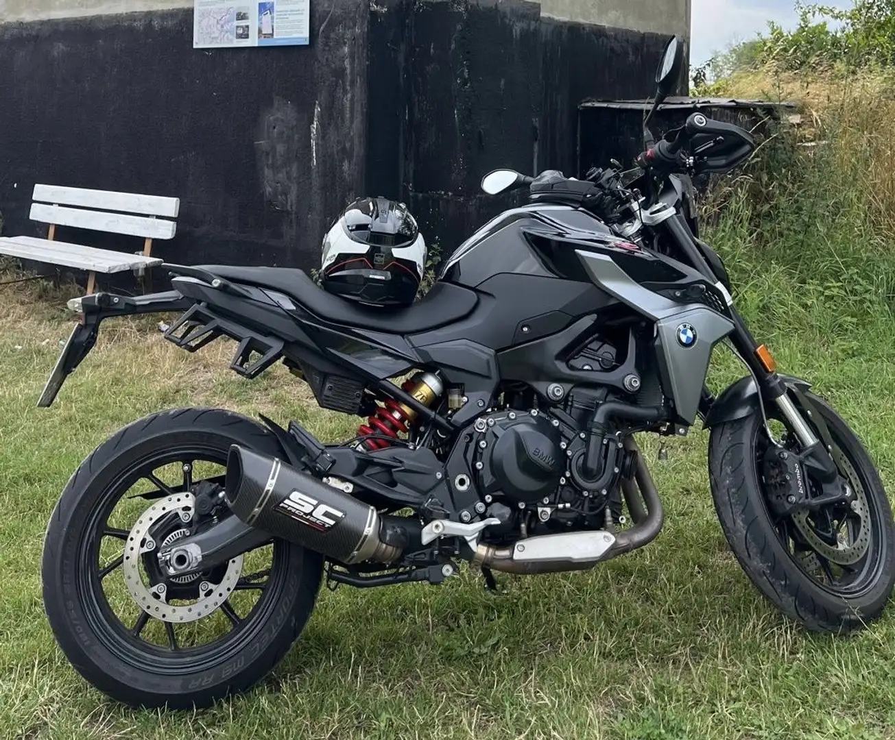 BMW F 900 R Schwarz - 1
