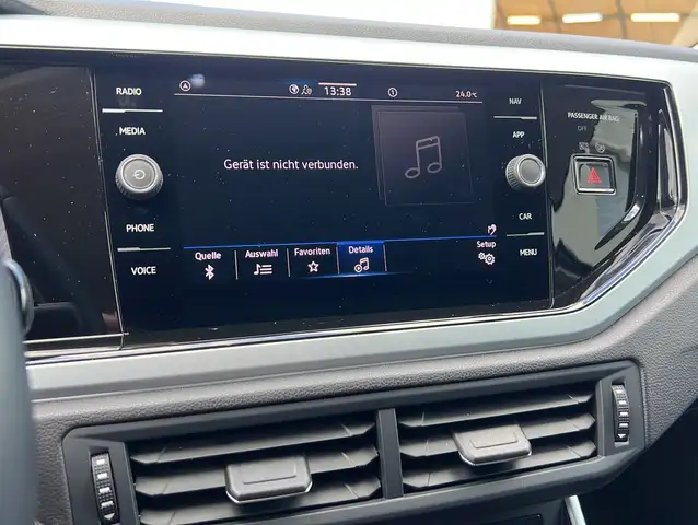 Volkswagen Polo view 13