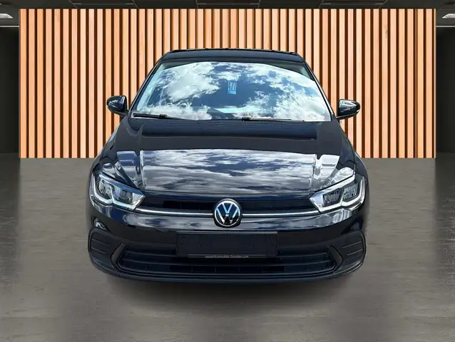 Volkswagen Polo view 5