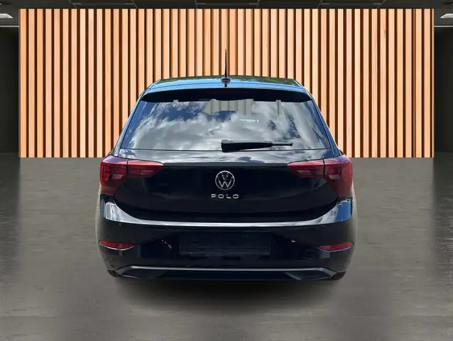 Volkswagen Polo view 9