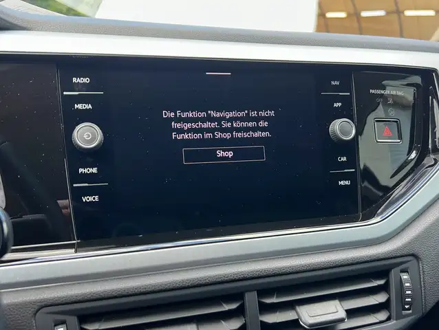 Volkswagen Polo view 12