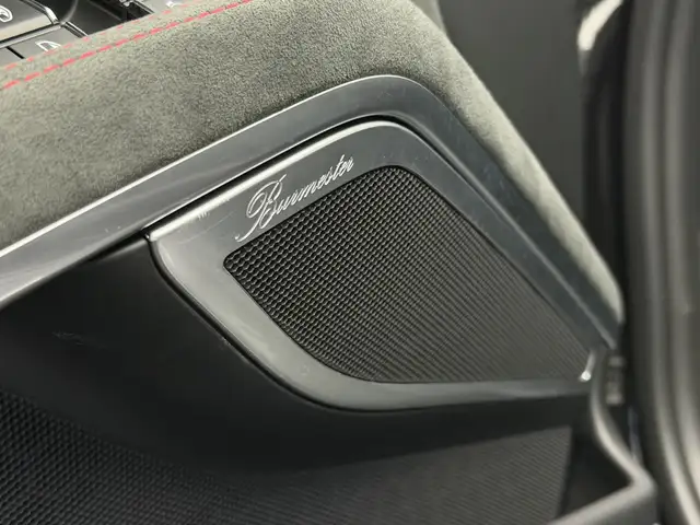 Porsche Cayman view 13
