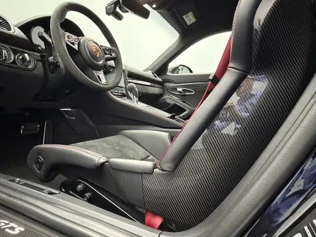 Porsche Cayman view 7