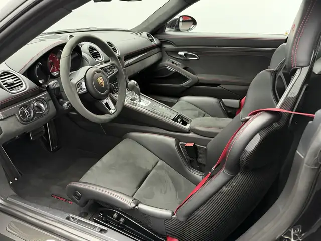 Porsche Cayman view 3