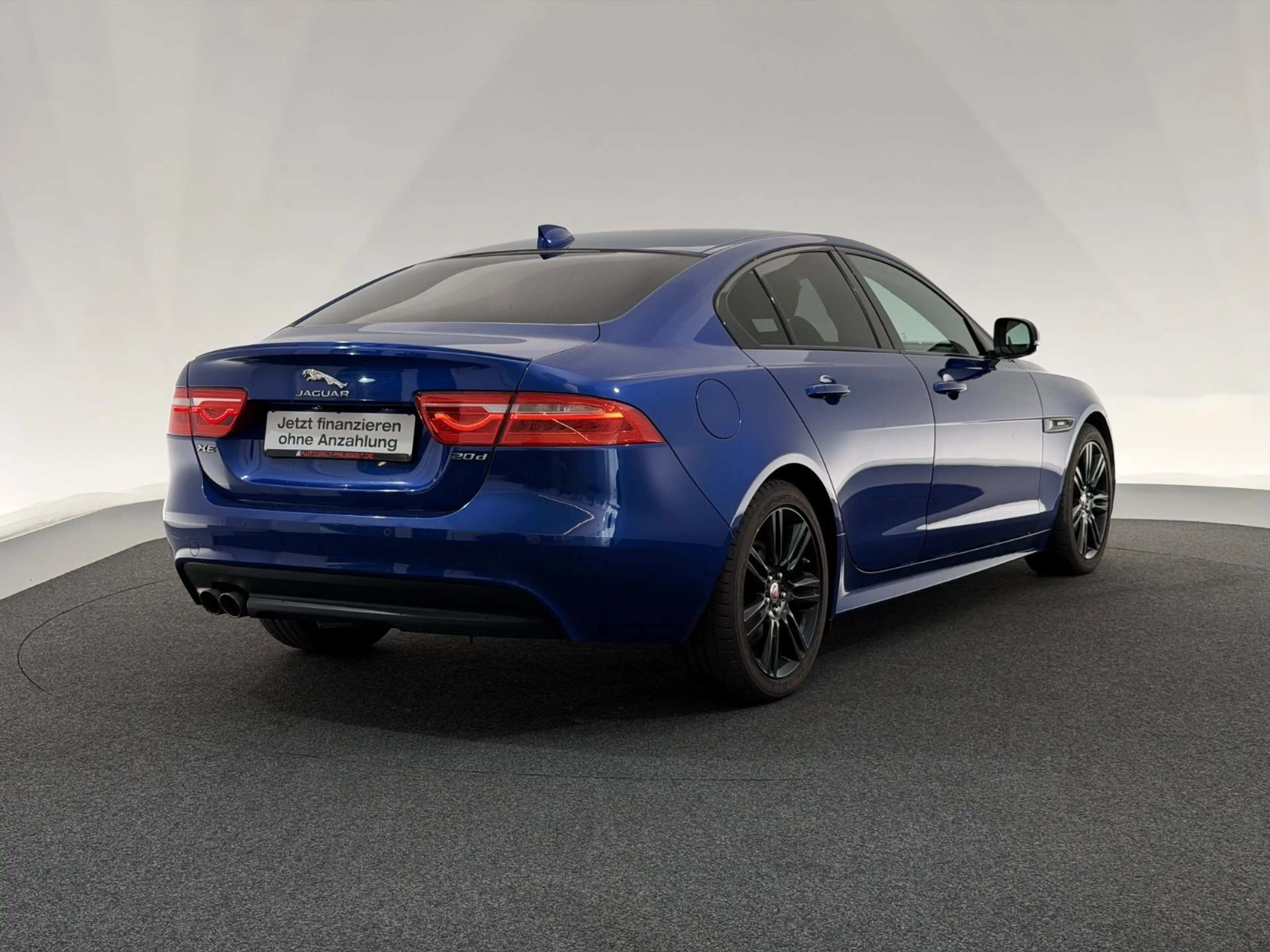 Jaguar XE 20d*R SPORT*BLACK PACK-XENON-R.KAM-ACC-SHZ-18 — photo 7