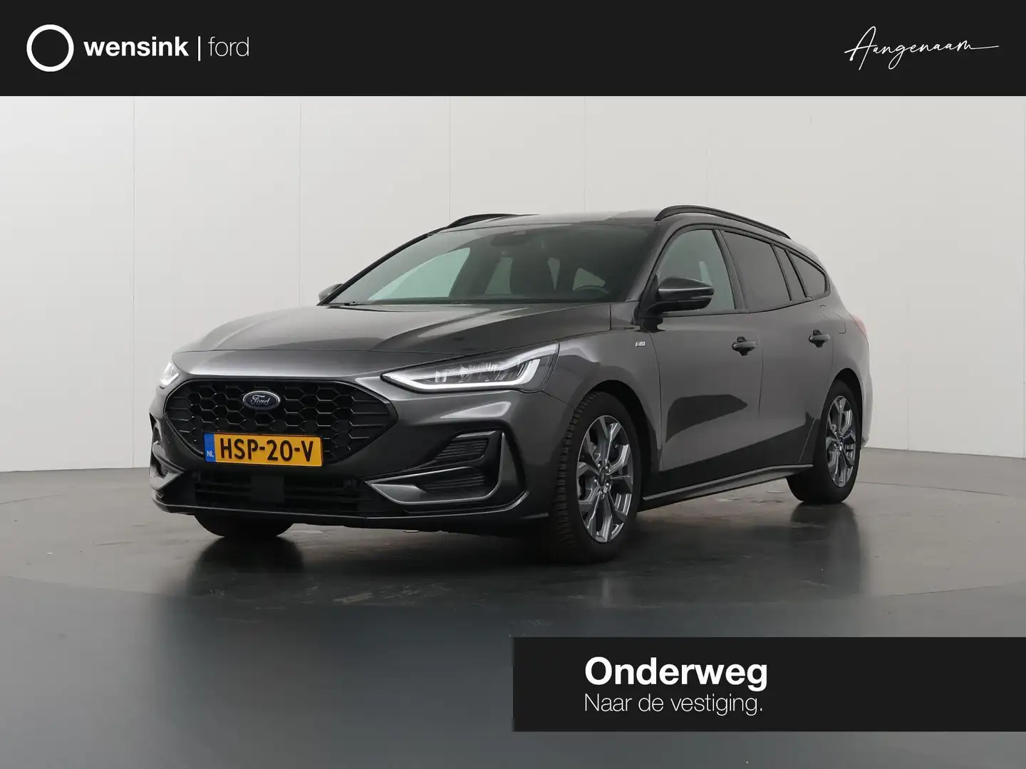 Ford Focus Wagon 1.0 EcoBoost Hybrid ST Line X | Parkeercamer Zwart - 1