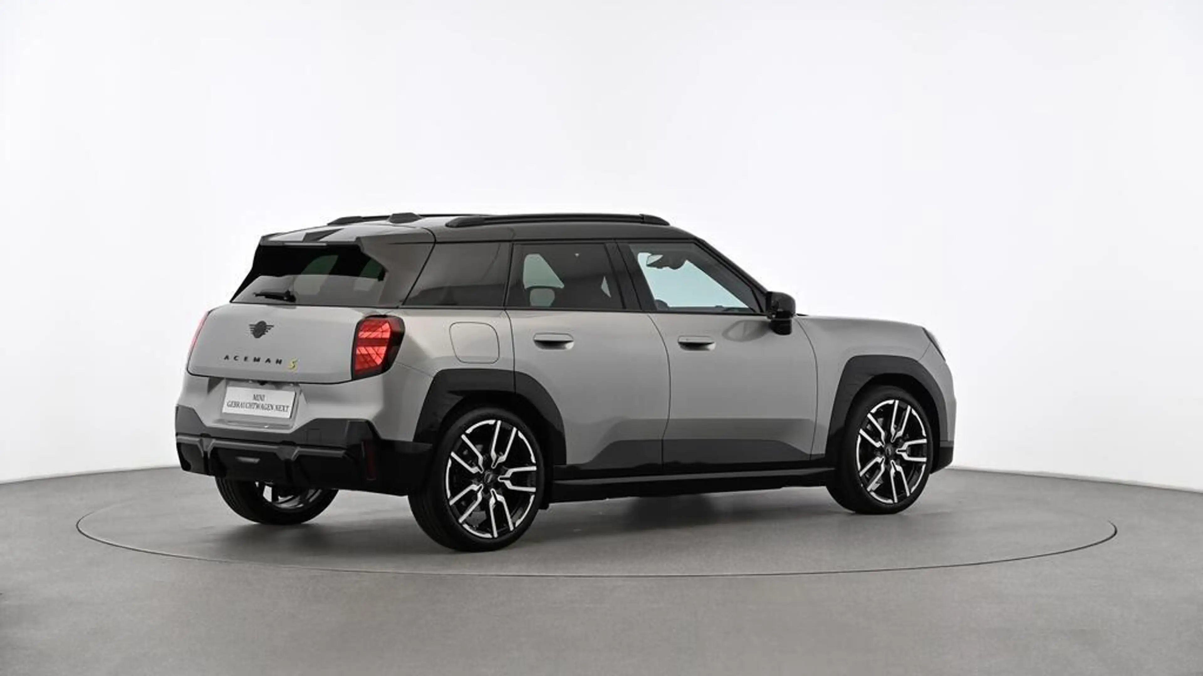 MINI Aceman John Cooper Works Trim — photo 6