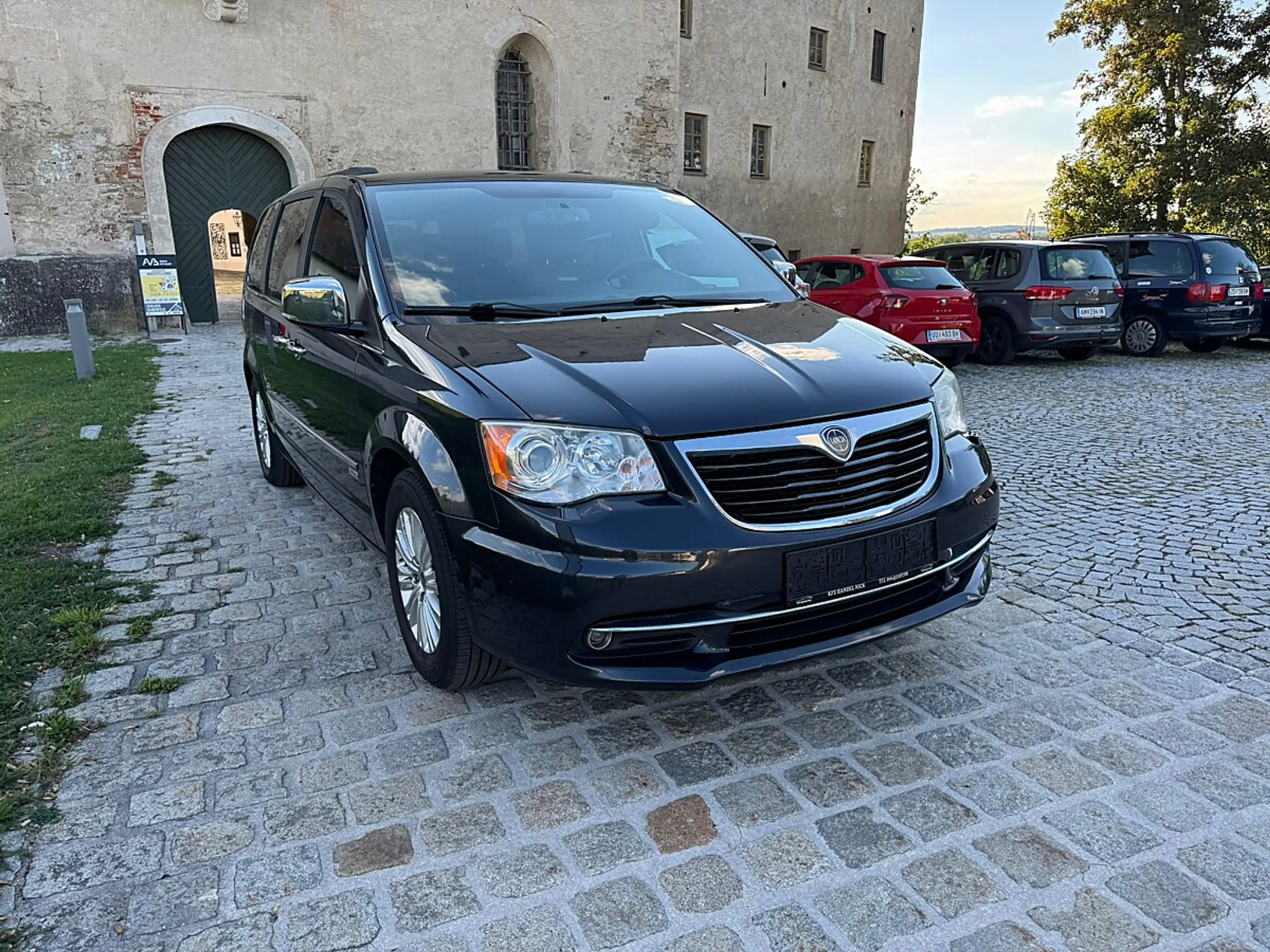 Lancia Voyager S MIT NEUE PICKERL — photo 4