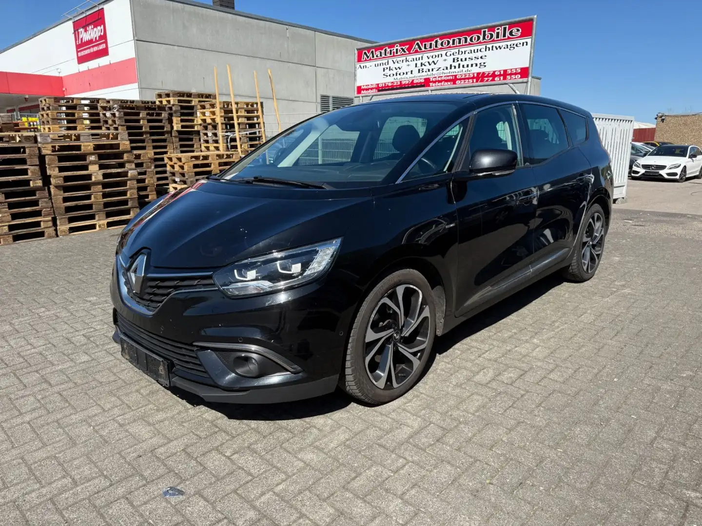 Renault Scenic IV Grand BOSE Edition,navi,Euro6,7sitzer Schwarz - 1