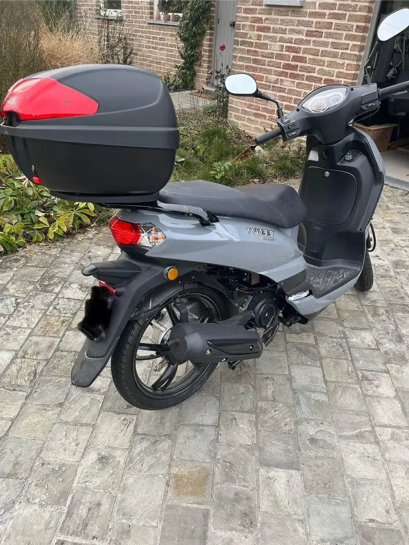 Peugeot Tweet 50cc Classe A Gri - 1