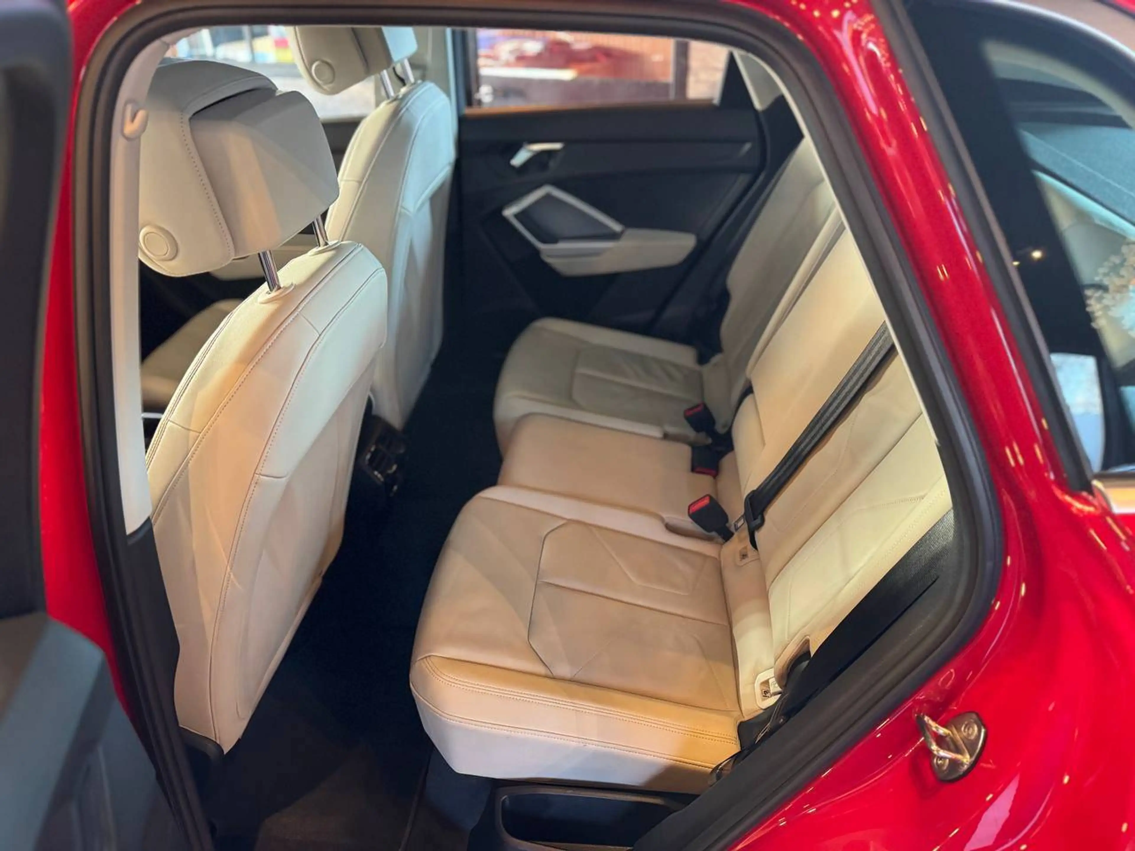 Audi Q3 Q3 35 TFSI Sport Edition S line S tronic *1er Prop+carnet Audi** — photo 14