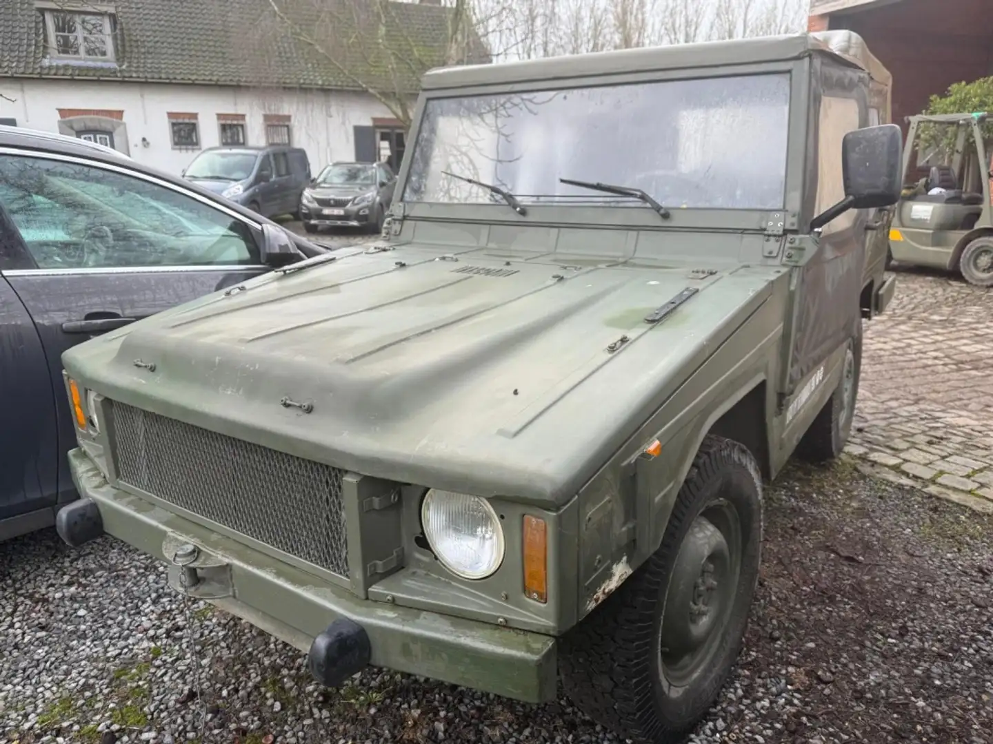 Volkswagen Iltis BOMBARDIER, 4x4, BJ86, oldtimer Groen - 1