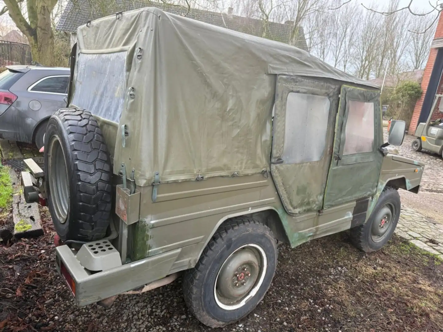 Volkswagen Iltis BOMBARDIER, 4x4, BJ86, oldtimer Groen - 2