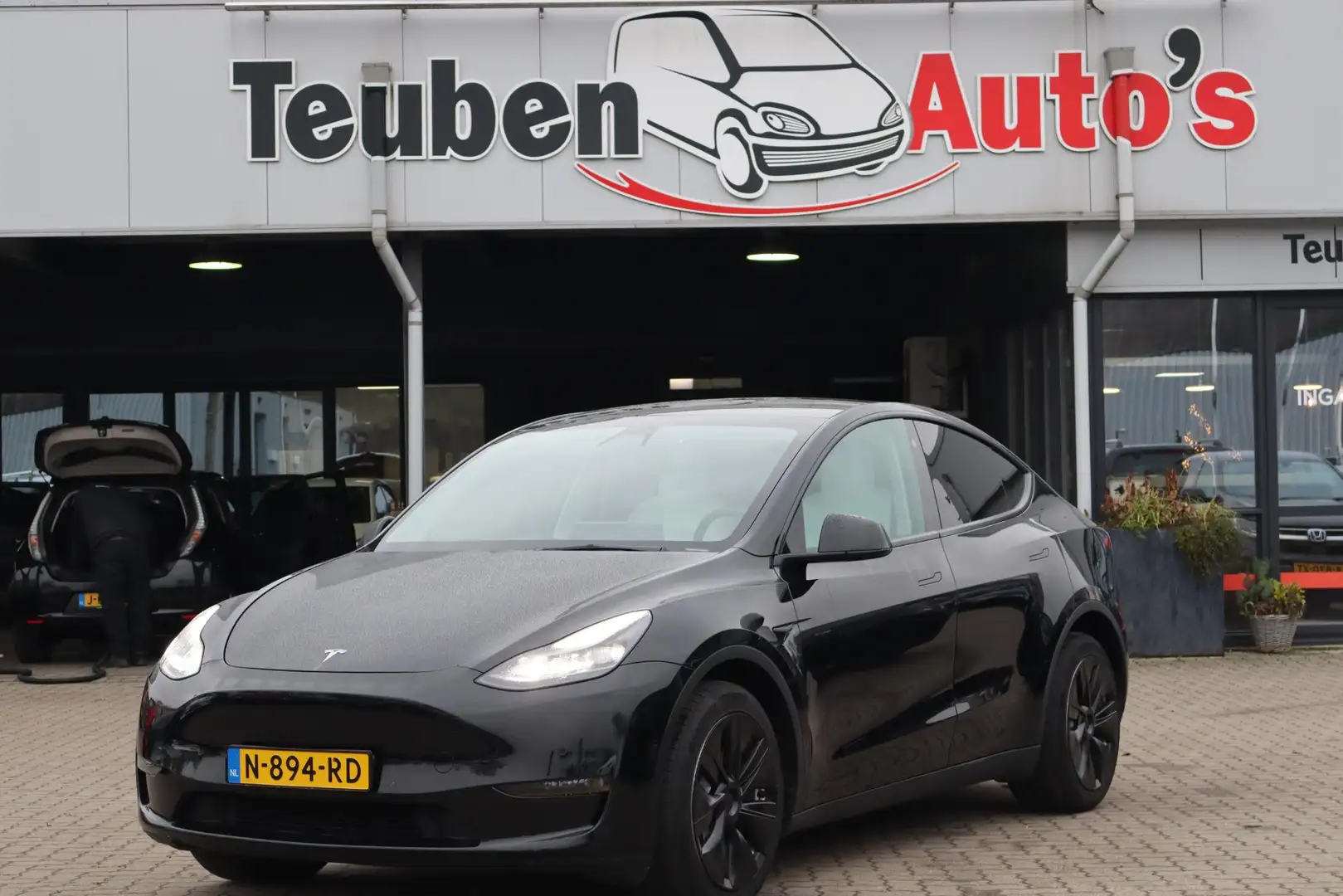 Tesla Model Y Long Range AWD 75 kWh 91,1% SOH, Autopilot compute Noir - 1
