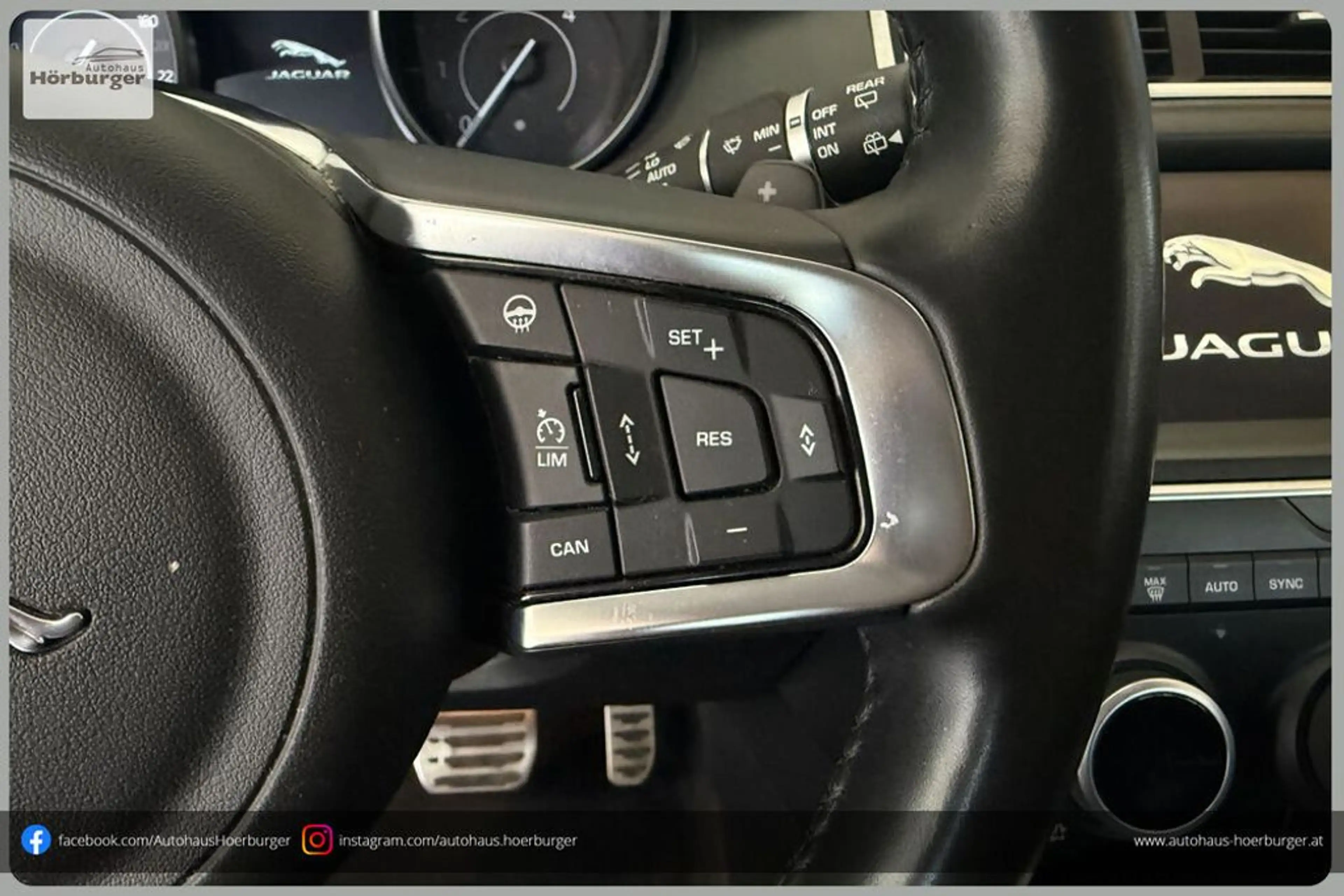 Jaguar E-Pace R-Dynamic S AWD I Bastlerfahrzeug — photo 11