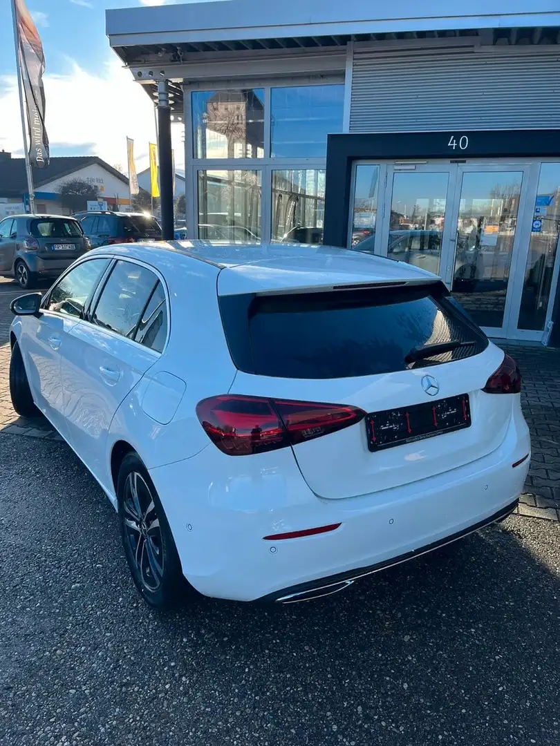 Mercedes-Benz A 200 A -Klasse A 200 Blanc - 2