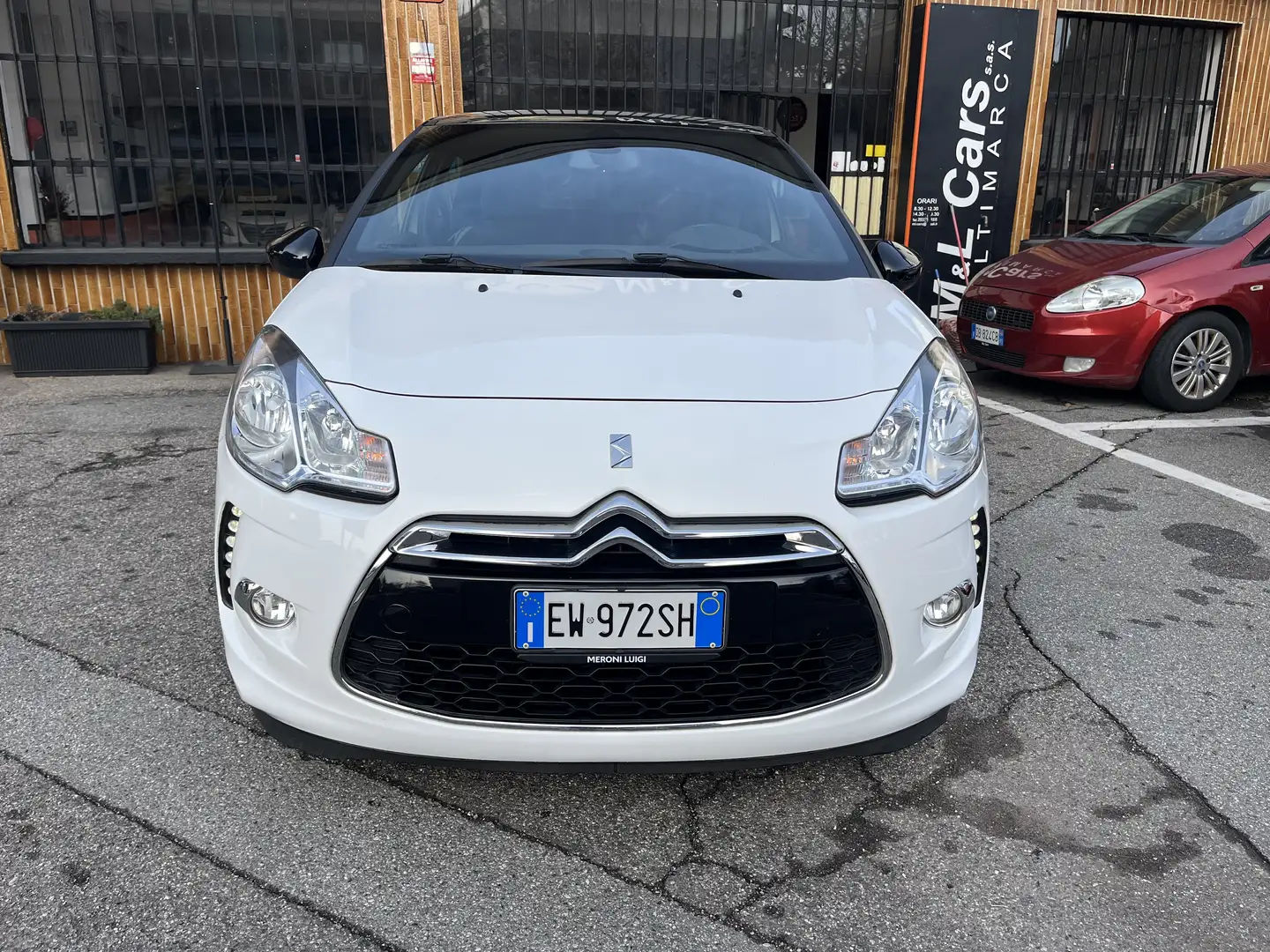 DS Automobiles DS 3 Crossback Pute tech So Chic Bianco - 2