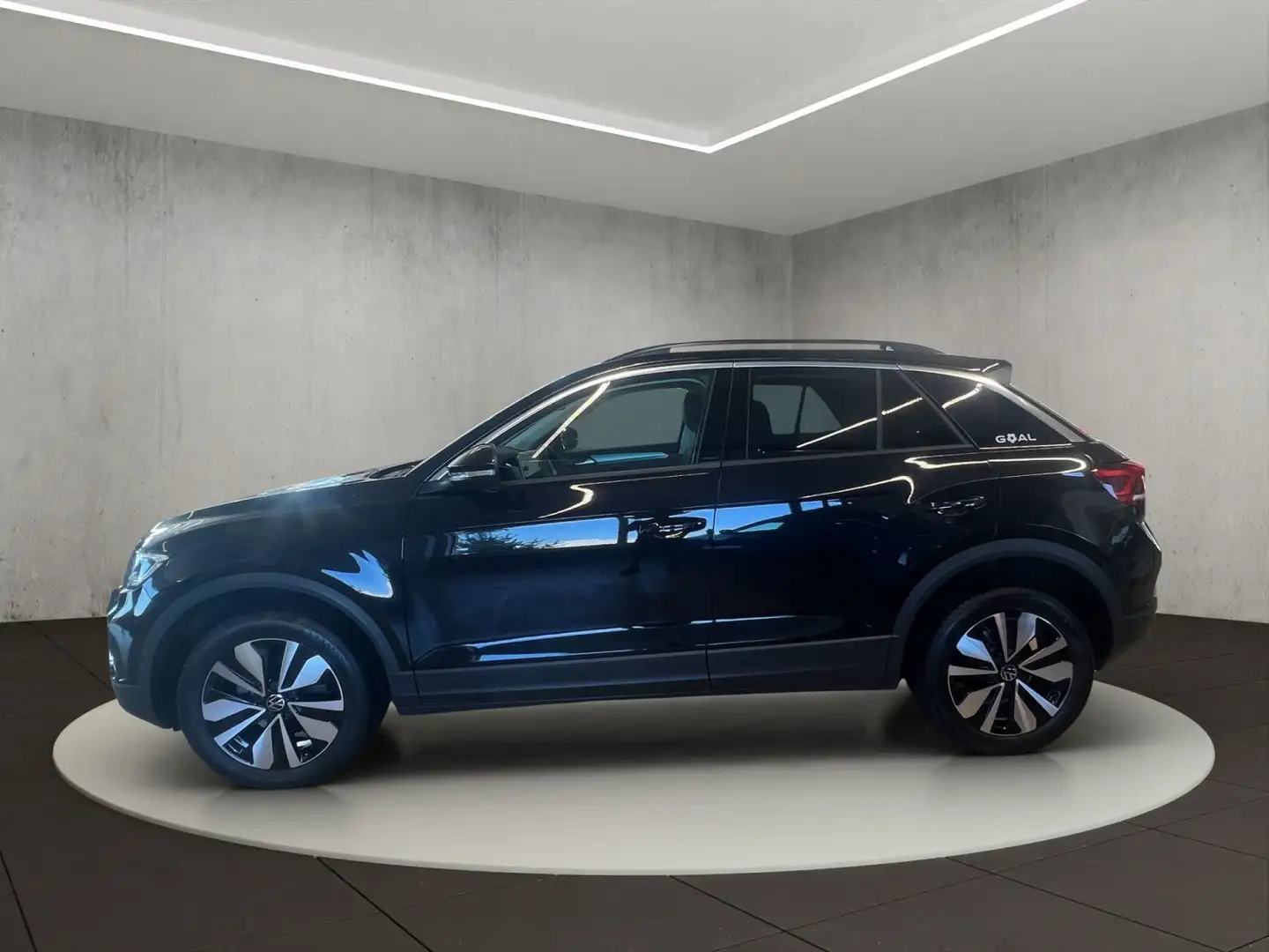 Volkswagen T-Roc Life 1.0 l TSI OPF 85 kW (116 PS) 6-Gang Schwarz - 2